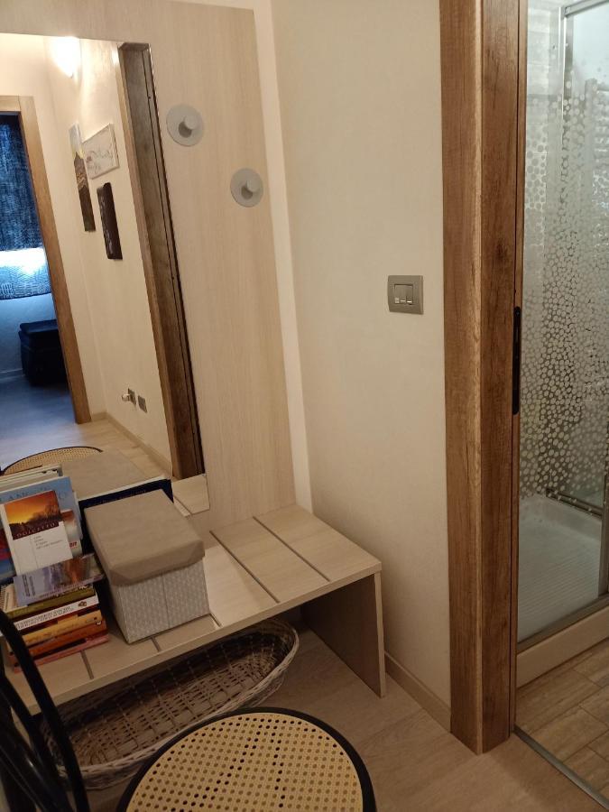 Vite Dipinte 1 Bilocale In Langa Apartamento Novello Exterior foto
