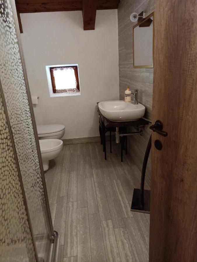 Vite Dipinte 1 Bilocale In Langa Apartamento Novello Exterior foto