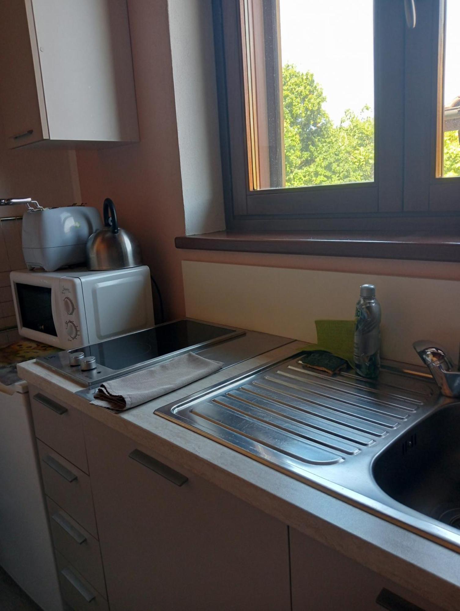Vite Dipinte 1 Bilocale In Langa Apartamento Novello Exterior foto