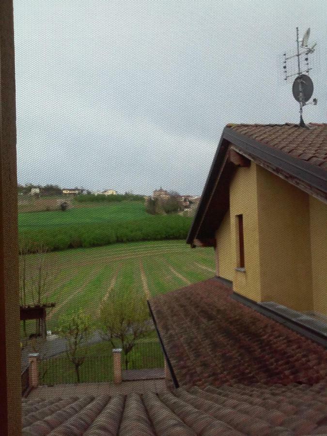 Vite Dipinte 1 Bilocale In Langa Apartamento Novello Exterior foto